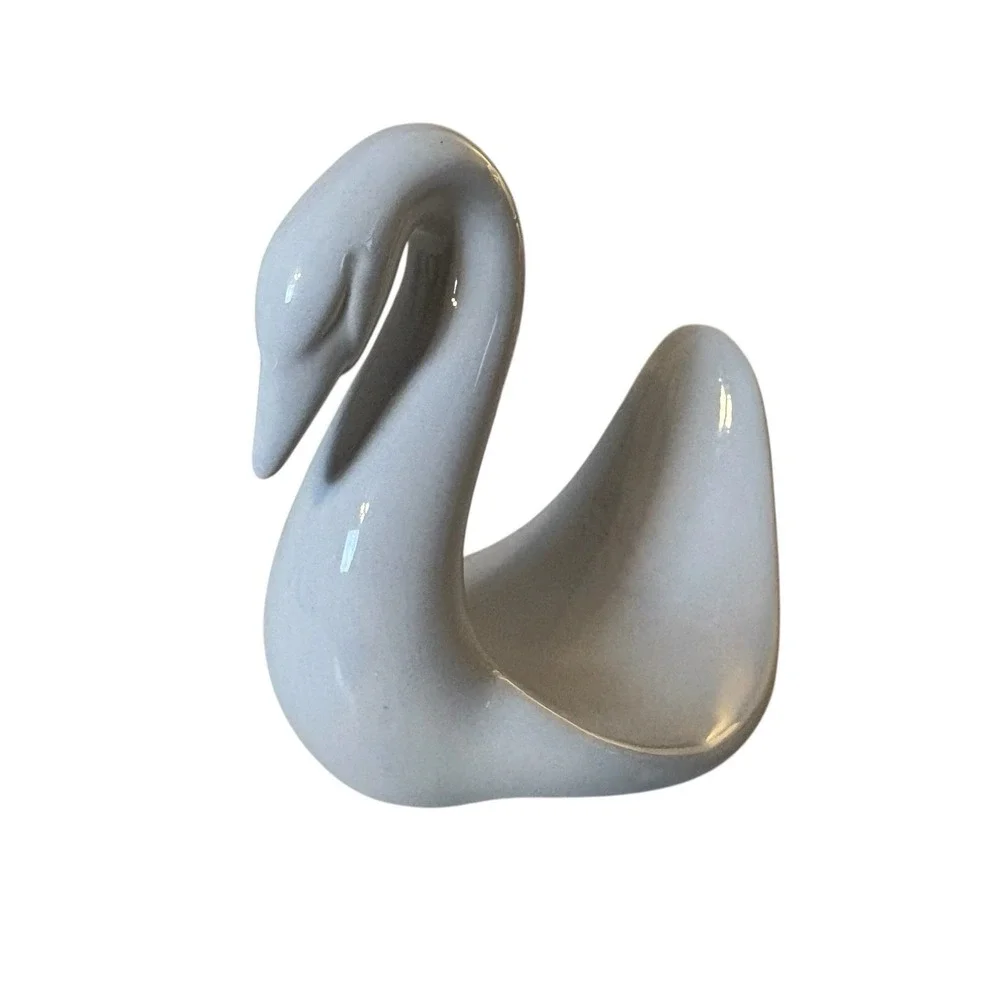 VTG Ceramic Swan Towel Holder White 80s Cottagecore Home Decor